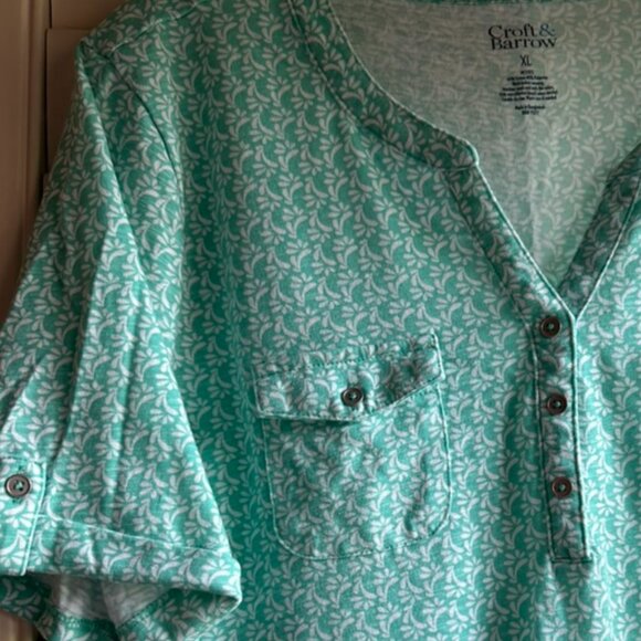 Croft & Barrow Buttoned Henley V-Neck Elbow Sleeve Tee - Petite XL - Teal - Picture 3 of 5